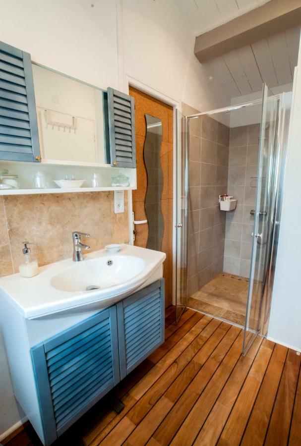 Les Yeux Bleus Bed & Breakfast Noirmoutier-en-l'Ile Buitenkant foto